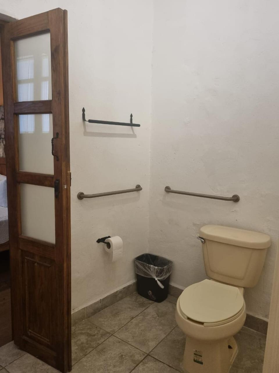 מורליה Hotel Casa Del Fraile חדר תמונה